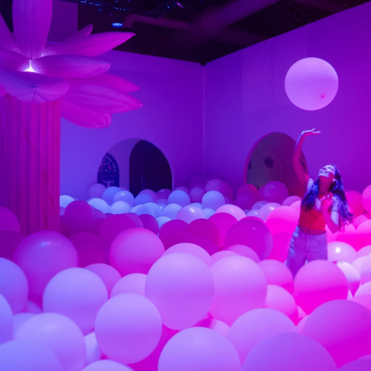 デンバー の Bubble Immersive Experience at Exhibition Hub Art Center